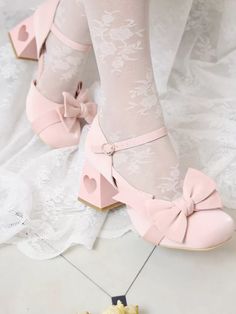 Coquette Heels, Melanie Concert, Halter Dress Short, Cute Shoes Heels, Summer Garden Party, Kawaii Shoes, Bow Heels, Romantic Dates, Pink Heels