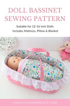 Sew this adorable doll bassinet, mattress, pillow and cute blanket with an easy to follow PDF sewing pattern. This pattern is suitable for beginners and include printable pattern pieces, detailed instructions and plenty of photos for additional guidance. Sew Doll Clothes Pattern Free Printable, Doll Blankets To Sew, Baby Doll Basket Pattern Free, Doll Bed Sewing Pattern, Baby Doll Cradles Free Pattern, Diy Doll Bed, Diy Doll Bassinet, Doll Bassinet Pattern Free, Dolls Carry Cot Pattern Free