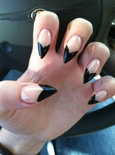 Black Stiletto Nails, Thanksgiving Nail Designs, Thanksgiving Nail Art, Stiletto Nail Art, Cute Christmas Nails, Christmas Gel Nails, Stiletto Nails Designs, Super Nails, Christmas Nails Acrylic