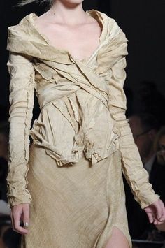 Dona Karan, 2011 Runway, Creative Clothes, New York Spring, Runway Pictures, 가을 패션, Donna Karan, Historical Fashion, Fashion Details