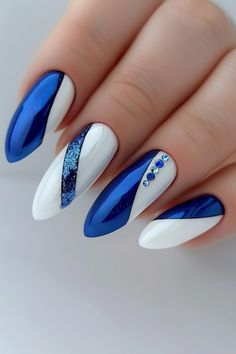 40+ Blue Nails Ideas to Make Your Outfits Pop This Spring & Summer - Flo's Blog Blue And White Nails Designs, Nail Designs Blue And White, Blue White Nails Design, Blue And White Nail Designs, White And Blue Nail Designs, Nail Art Designs Blue, Blue Nails With Design, Nail Gel Design, White Blue Nails