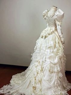 Victorian Wedding Dresses With Puffy Sleeves High Neck Medieval Bridal Gowns | eBay Wedding Dresses With Puffy Sleeves, Dresses With Puffy Sleeves, Victorian Wedding Dresses, Victorian Ballgown, Victorian Dress Gown, Steampunk Wedding Dress, Medieval Wedding Dress, Victorian Era Dresses, 1920s Wedding Dress