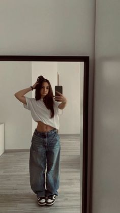 Style For School, Pakaian Hipster, Baggy Outfit Ideas, Fashion Minimalist, Outfit Inspo Casual, Foto Poses, Tomboy Outfits, Looks Street Style, Cute Simple Outfits