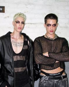 Berghain Outfit Man, Rave Boy Outfits, Rock Aesthetic Clothes, Berghain Fashion, Techno Outfit Men, 70s Rock Aesthetic, Punk Outfits Aesthetic, Rockstar Outfit Men