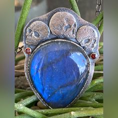 Sterling Silver Skulls With A Big Gorgeous Piece Of Blue Labradorite And 2 Garnets. All Handmade By Appaloosa Designs. Chain Is 16” Pendant Is 2 1/2”. The Stone Is 1 1/2” X 1 1/2”. Perfect For The Upcoming Halloween Season. Nwot Price Is Firm. Jewelry Designing, Garnet Necklace, Appaloosa, Old Dogs, Blue Labradorite, Chain Pendant, Halloween Season, Sterling Silver Pendant, Womens Jewelry Necklace