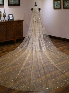 Color: champagne Material:mesh,sequins Sparkling Wedding Veils, Cathedral Length Wedding Veil, Ivory Bridal Veil, Veil Long, Cathedral Bridal Veils, Long Veil Wedding, Gold Glitter Wedding, Cathedral Wedding Veils, Wedding Bridal Veils