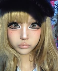 ocaso0.oo on ig Black Gyaru Makeup, Harajuku Makeup, Y2k Makeup Looks, Asian Makeup Tutorials, Ideal Makeup, Y2k Makeup, Drag Make-up