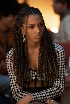 Savana Smith, Monet De Haan, Monet Hair Products, Savannah Smith, Reality Shifting, Xoxo Gossip, Fashion Elements, Box Braids Hairstyles For Black Women, Cute Box Braids Hairstyles