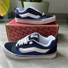 Nwt Vans Knu Skool Size Men's 9.5 Skateboarding Chunky Blue Black And Blue Vans, New School Vans, Black And Blue Shoes, Vans Chunky, Chunky Vans, Chunky Shoes Men, Vans Azul, Dark Blue Shoes, Blue Shoes Men