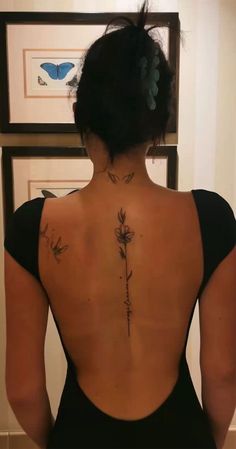 30+ Beautiful Flower Tattoo Ideas : Meaningful Flower Spine Tattoo Basic Tattoos, Small Pretty Tattoos, Petite Tattoos, Discreet Tattoos, Spine Tattoos