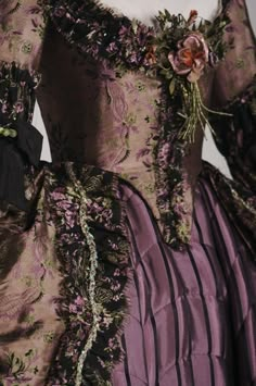 Rococo Punk, Venetian Ball, Theatrical Costumes, Historical Costuming, 18th Century Clothing, Period Pieces, Period Clothing, Punk Inspiration