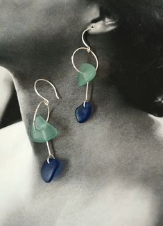 Buy me now or lose me forever! The sea glass in these beautiful handmade earrings is collected by us along the Mediterranean coast in Ibiza, Mallorca, and  the beaches around Barcelona. Each piece of sea glass that gets washed up on the shore is unique therefore colors, texture, and size do vary and that's why it creates a one of a kind piece of jewelry. Ocean - a Love story; is a tribute to recycling and our love to the great oceans that surround us. Our jewelry in sea glass tells a story of history and giving waste a new life! The Ocean collection is a mix of wanting to take advantage, beautify and recycle human waste. Is a one-of-a-kind, no one ever will be the same kind of jewelry. We use the broken glass that has been polished and shaped soft with the eternal movements by waves and sa Hippies, Sea Glass Crafts Jewellery, Jewelry Ocean, Earrings Hippie, Earrings Beach, Mediterranean Coast, Sea Glass Crafts, Jewelry Summer, Sea Glass Earrings