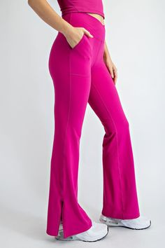 **This product is shipped by a third party warehouse within the US and may arrive separately from your complete order. - BUTTER SOFT- V WAIST- FLARED / BELL BOTTOMS- YOGA PANTS- POCKETSModel is 5'10" and wearing size Small.InseamS: 31 1/2"M: 31 3/4"L: 32" Made In: Import Fabric Contents: 84% Poly Microfiber, 16% Spandex Yoga Pants Fit, Aesthetic Motivation, Yoga Pants With Pockets, Comfy Clothes, Sport Style, Pants With Pockets, Retro Chic, V Cuts, Comfort Style