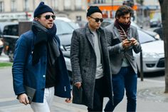 Tommy Ton Shoots the Best Street Style at the Couture Shows Mens Layering, Jamel Shabazz, Tommy Ton Street Style, Gentleman Lifestyle, Smart Casual Menswear, Tommy Ton, Mens Style Guide, The Best Street Style, Best Street Style