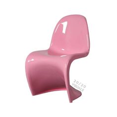 S Chair – 20/20 VISUALS Retro Desk Chair, Y2k Furniture, Cool Seating, Fun Chair, Rooms Decoration, Chair Aesthetic, S Chair, Cute Furniture, Pink Chair