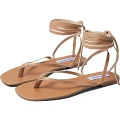 Steve Madden Kanal Flat Sandal Bridesmaid Outfit, Bridesmaid Outfits, Strappy Flat Sandals, Steve Madden Flats, Tie Sandals, Wardrobe Inspiration, Branded Bags, Top Trends, Flat Sandals