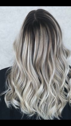 Spring Blonde Hair Balayage, Ashy Blonde Hair Dark Roots, Platinum Blonde Balayage Dark Roots, Platinum Balayage, Ash Blonde Hair Balayage, Cool Ash Blonde, Hair Salon Pictures, Unnatural Hair Color, Blonde Hair With Roots