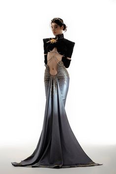 Fashion Inspiration Design, Fashion Design Sketches, Glam Dresses, Tailored Suits, Dress Set, Fantasy Fashion, Mode Inspiration, Fashion Sketches, Fancy Dresses