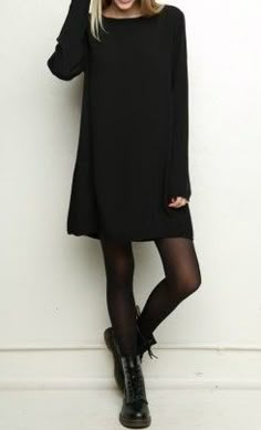 Get The Look! Long Sleeve Oversize Tunic Dress - WWW.SHOPPUBLIK.COM #shoppublik #publik #tunicdress #longsleevedress #oversizedress Black Travel Dress, Minimal Trend, Oversized Tunic Dress, Spanish Pronunciation, Woman In Black, Travel Dress, Mode Casual, Looks Black, All Black Outfit