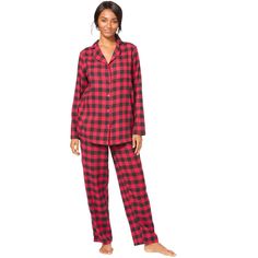 Made from brushed flannel cotton, these adorable printed pajamas will keep you cozy and comfortable. A classic pajama shirt with button front and patch pocket pairs perfectly with relaxed pants featuring an elastic waistband for the perfect fit. Buffalo Plaid Pajamas, Relaxed Pants, Plaid Pajamas, Fleece Pajamas, Pajama Set Women, Pajama Shirt, Button Front Shirt, Pull On Pants, Buffalo Plaid