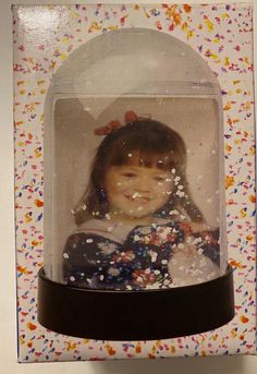 This is an unused vintage DIY photo snow globe kit in the original box. You are getting exactly what is pictured. Photo Snow Globes, Photo Snow, Grandma Vintage, Photo Holder, Gift For Grandma, Photo Holders, Vintage Diy, Diy Photo, Snow Globe