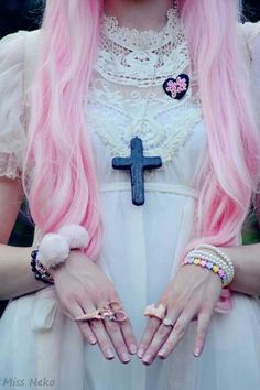 Goth pink Bubblegum Goth, Cross Accessories, Pastel Punk, Pink Goth, Kawaii Pastel Goth, Gothic Cross