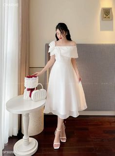 Evening Party Dress Classy Knee Length, White Dress For Confirmation, Trend Dresses 2024, Wedding Dress For Teenage Girl, Birthday Ootd Ideas, Conformation Dresses Catholic, Farewell Dress Ideas Western, Ulzzang Dress Formal, Civil Wedding Dress Civil Wedding Dress Classy