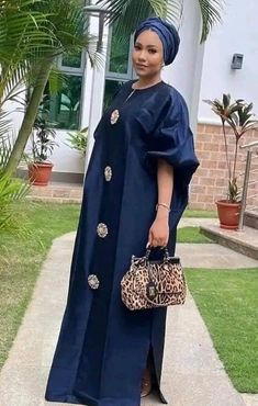 Adire Dress, African Kaftan Dress, Boubou Styles For Women, African Kaftan, Bubu Gown Styles, Long Caftan Dress, Kaftan Styles, Prom Birthday, Kaftan Dresses