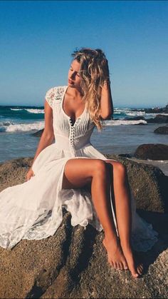 Lace Frocks, Belle Gown, Swimwear Photoshoot, Vacation Maxi Dress, Natasha Oakley, Black Bustier, Beach Photography Poses, Mode Boho, Trendy Swimwear