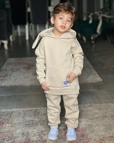 Kids Dress Boys, Cute Asian Babies, Baby Boy Photos, Toddler Boy Fashion, Stylish Kids, Kids Fashion Boy