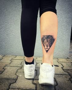 a woman's leg with a tattoo on it and the words tattoos no pinterest