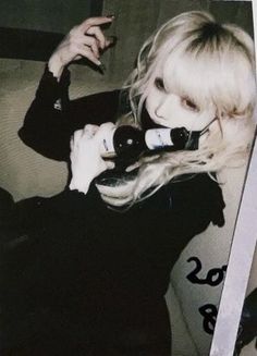 cheki of iT from DazzlingBAD holding a beer bottle Pose Ref, Gothic Angel, Angel Hair, Hair Inspo, Beer, Angel, Hair