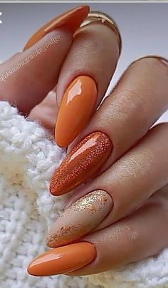 Orange Nails Oval Shape, Orange Nails Fall Design, Paprika Nails, Orange And Blue Nails Ideas, Rust Orange Nails Design, Almond November Nails, October Short Nails, Fall Orange Nails Acrylic, Fall Nail Designs Orange