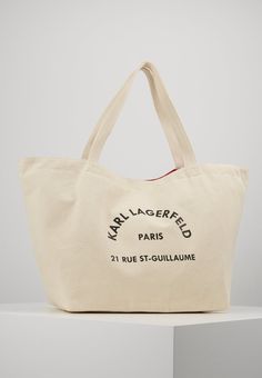 KARL LAGERFELD RUE ST GUILLAUME TOTE - Tote bag - natural Tote Bag Business, Tote Bag Outfit, Luxury Tote Bags, Bag Obsession, Merchandise Design, Shopper Bag, Bags Designer Fashion, Beach Bag