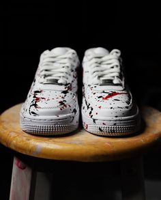 When things get messy. Paint splatter custom AF1’s. 🎨💦. . . . . . #customshoes #customsneakers #cuatomairforceones #customairforce1 #painting #artist #satisfying #diy #paint #red #sneakerhead #sneakeraddict #sneakergallery #weddingsneakers #weddinginspiration #weddingideas #bridalstyle #2025bride #2024bride #splatter #bridalfashion #shesaidyes💍 #shoeart #sneakerartist Sneakers For Bride, Wedding Sneakers For Bride, Custom Af1, Wedding Sneakers, Painting Artist, Sneakers Addict, Diy Paint, Craft Studio