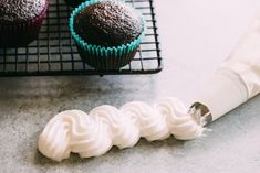 Vegan Icing, Vegan Paleo Recipes, Vegan Frosting, Icing Recipes, Vegan Party Food, Vegan Party, Without A Trace, Magic Recipe, Icing Recipe