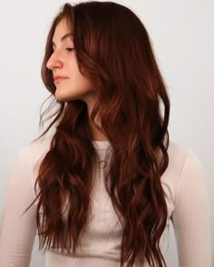 Dark Red Hair Color Ideas, Auburn Red Hair, Copper Hair Dark, Dark Auburn Hair, Dark Red Hair Color, Natural Red Hair, Ginger Hair Color