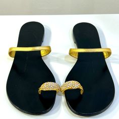 Pre Loved Giuseppe Zanotti Metallic Gold Crystal Toe Sandals Size 36.5 Condition: Great , Only Signs Of Wear On The Bottom Of The Soles , Only One Crystal Missing On The Right Toe Ring Zanotti Shoes, Giuseppe Zanotti Shoes, Toe Ring, Gold Crystal, Toe Sandals, Toe Rings, Metallic Gold, Giuseppe Zanotti, Women's Shoes Sandals