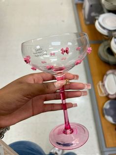 Pink Drink Aesthetics, Drinking Glasses Aesthetic, Cute Crockery, Wine Glasses Aesthetic, Bow Glasses, Girly Coquette Aesthetic, Girly Coquette, Girly Apartments