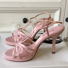 Metaphor Whitney Pink Sandals With Pink Crystals On Top. Beautiful Shoes For A Wedding Or Special Event With The Right ! Brand New, Never Worn! 3 1/4” Heels! Pink Elegant Heels, Shoes For A Wedding, Fairy Heels, Pretty Heels, Fancy Heels, Heels Pink, Dr Shoes, Kawaii Shoes, Funky Shoes