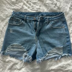 Never Worn Jean Shorts. Soft And Comfy! Frayed Jean Shorts, Frayed Jeans, Jean Shorts, Color Blue, Womens Shorts, Women Shopping, Blue, Color, Denim Shorts