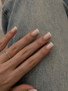 Manicure Ideas 2024, Gel Nails French, Hello Nails, Subtle Nails, Beige Nails, Simple Gel Nails, Minimal Nails, Work Nails, Casual Nails