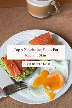 nourishing foods for radiant skin Foods For Skin Health, Glowing Skin Skincare, Foods For Clear Skin, Dark Leafy Greens, Skin Clear, Nourishing Foods, Skin Glowing, Fatty Fish, Sauteed Vegetables