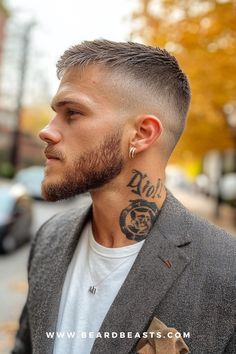 Stylish Haircuts For Men, Trendy Haircuts For Men, Groomed Beard, Trendy Mens Haircuts, Neck Tattoos, Stylish Haircuts, Shape Matching, Trendy Haircuts, Fade Haircut