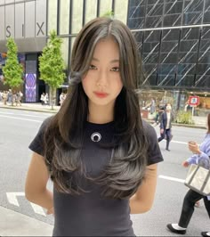 Curtain Bangs Long Hair Layers Straight Hair Asian, Korean Hairstyle For Long Face, Layers Thinner Hair, Haerin Haircut, Long Layers Korean, Layered Haircut Korean, Layers Asian Hair, Asian Haircut Long Layers Straight Hair, Korean Long Hair With Bangs