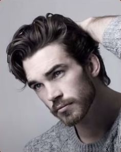 Curly / wavy hairstyles for men Mens Hairstyles Medium Wavy, Curly Wavy Hairstyles, Wavy Hairstyles For Men, Medium Wavy Hair, Mens Wavy Haircuts, Mens Haircuts Medium, Medium Haircut, Dapper Gentleman Style, Wavy Hairstyles Medium