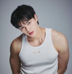 Korean Male Actors, Bleach Anime, Me Me Me Song, White Tank Top