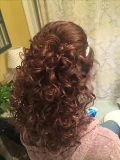 Curly Blowout, Bouffant Hair, Aesthetic 90s, Jairzinho, Big Hair, Aesthetic Hair, Hairstyles Haircuts