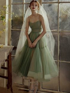 Actor Fashion, Cheap Prom Dresses Online, Tea Length Tulle, Prom Dresses Elegant, 파티 드레스, Spaghetti Strap Prom Dress, Dress Wedding Guest, Minimalist Dresses, A Line Prom Dresses