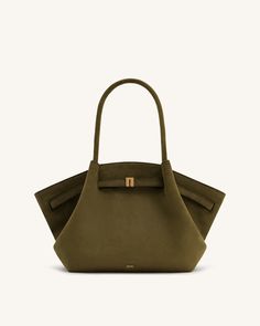 Structured Bag Classy, Jw Pei Hana Tote Bag, Purses And Handbags 2024, Suede Purses And Handbags, Mid Range Handbags, Botegga Tote Bag, Chic Lunch Bag, Work Tote Bag Aesthetic, Suede Bags For Women